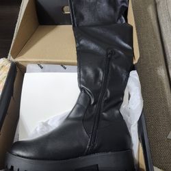 Ladies Boots 