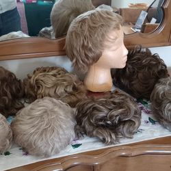 Wigs and Wiglets 