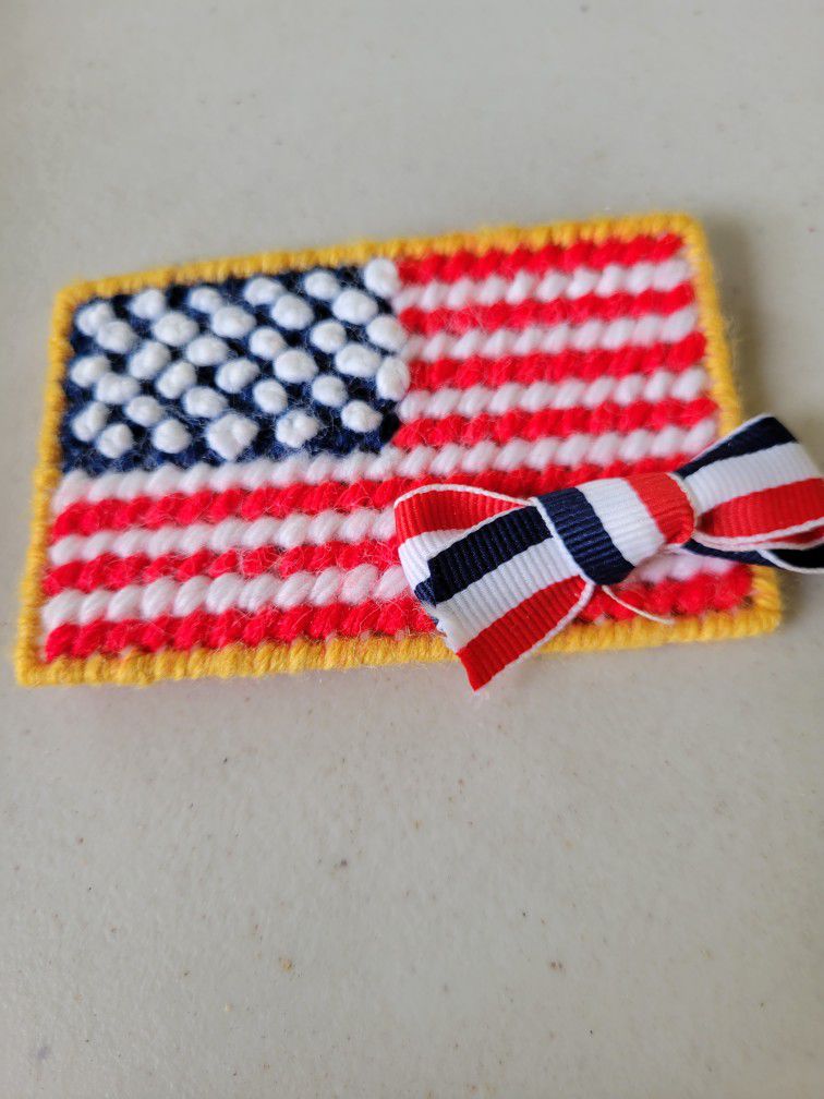 Vintage American Flag Pin 