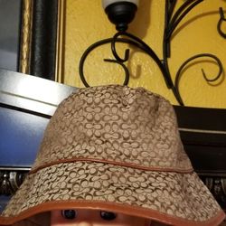 COACH beanie New AUTHENTIC