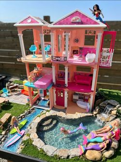 Large lot Barbie Dreamhouse, regular dolls, mermaid dolls, furniture, and accessories pool not included 2012 X3551