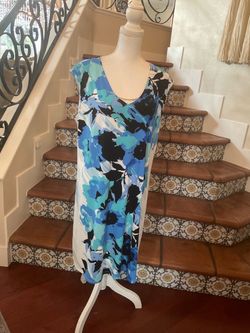 Blue, black, and white abstract floral print polyester & spandex dress in a size 18/20