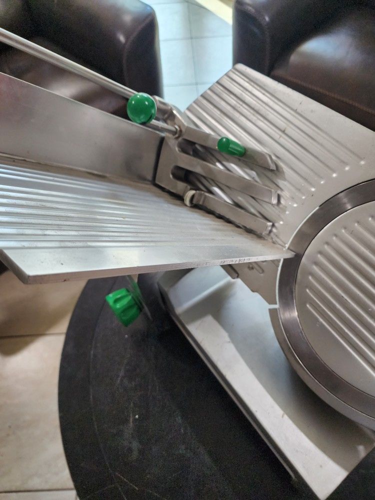 PRIMO MEAT SLICER 12" COMMERCIAL