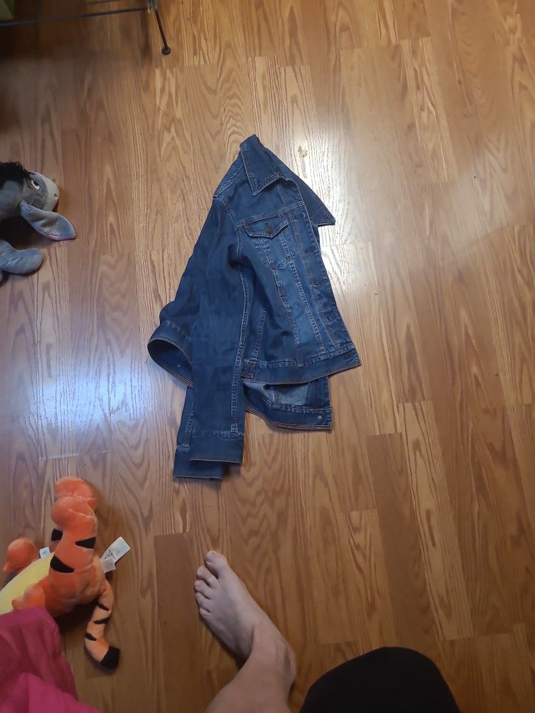 Like new eddie bauer jean jacket