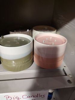 New bath and body works 4 wick candles
