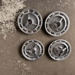 1965 Impala Hubcaps 