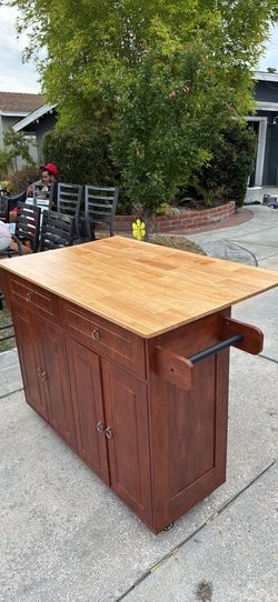 Kitchen Island