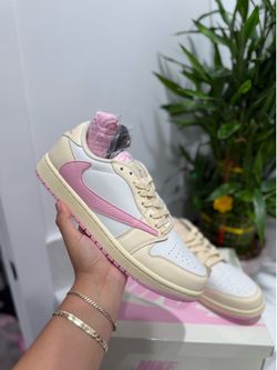 Air Jordan 1 Travis Scotts “Shy Pink” Mens sizes 7M-12M