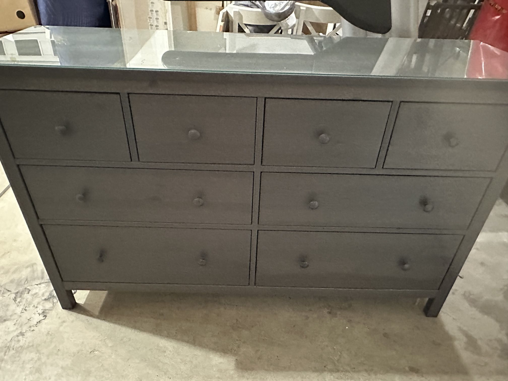 Ikea Hemnes 8 Drawer Dresser With Glasstop