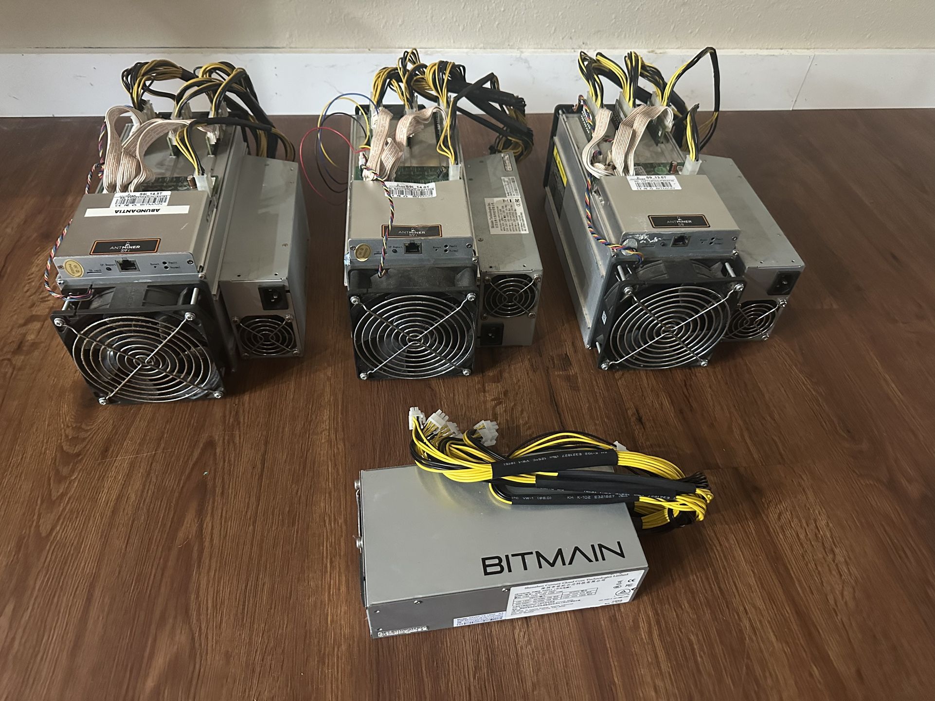 Antminer S9 ASIC Bitminer (3) Plus Extra PSU