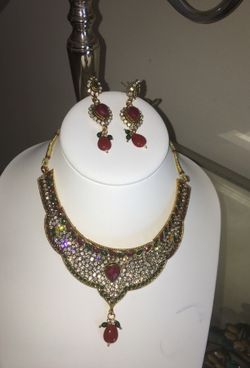 Bollywood style gold plated necklace set