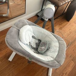 Baby swing 