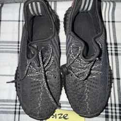 Yeezy Boost 350 Shoes
