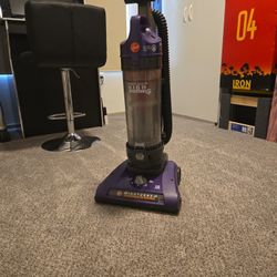 💜 PURPLE Hoover Windtunnel2 12 Amp Bagless Upright Vacuum Cleaner In Fantastic Condition! 💜