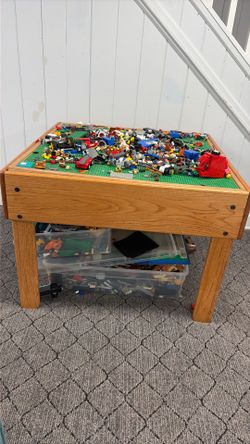 Lego Table