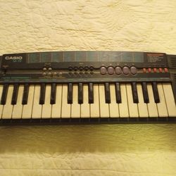Casio SA-39 Keyboard 1994 Works Great
