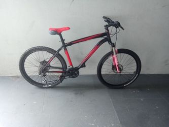 BICYCLE SPECIALIZED 21 SPEED SIZE 26 BRAND NEW