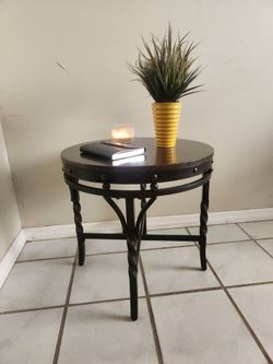 Metal Indoor Outdoor End Table Bronze Finish Spiraled Metal Legs
