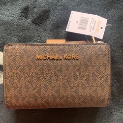 Michael kors Bifold Zip Coin Wallet
