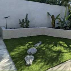 Fake Grass Rocks Concrete 