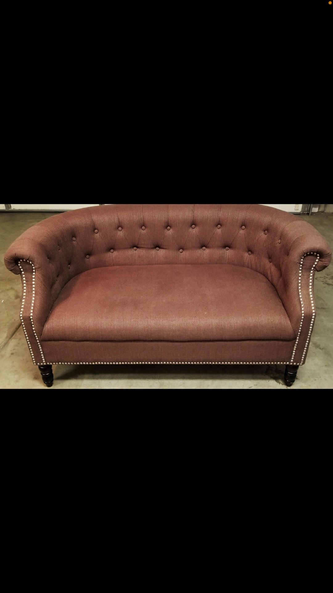 Small Tufted Couch 