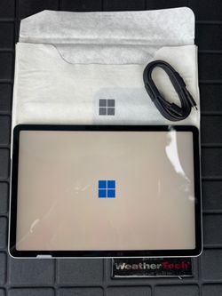 Microsoft Surface Pro 2-in-1 Laptop/Tablet (2025)