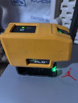 PLS 3 self leveling three point green laser