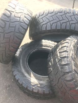 Toyo 37 13.5 18 R/T