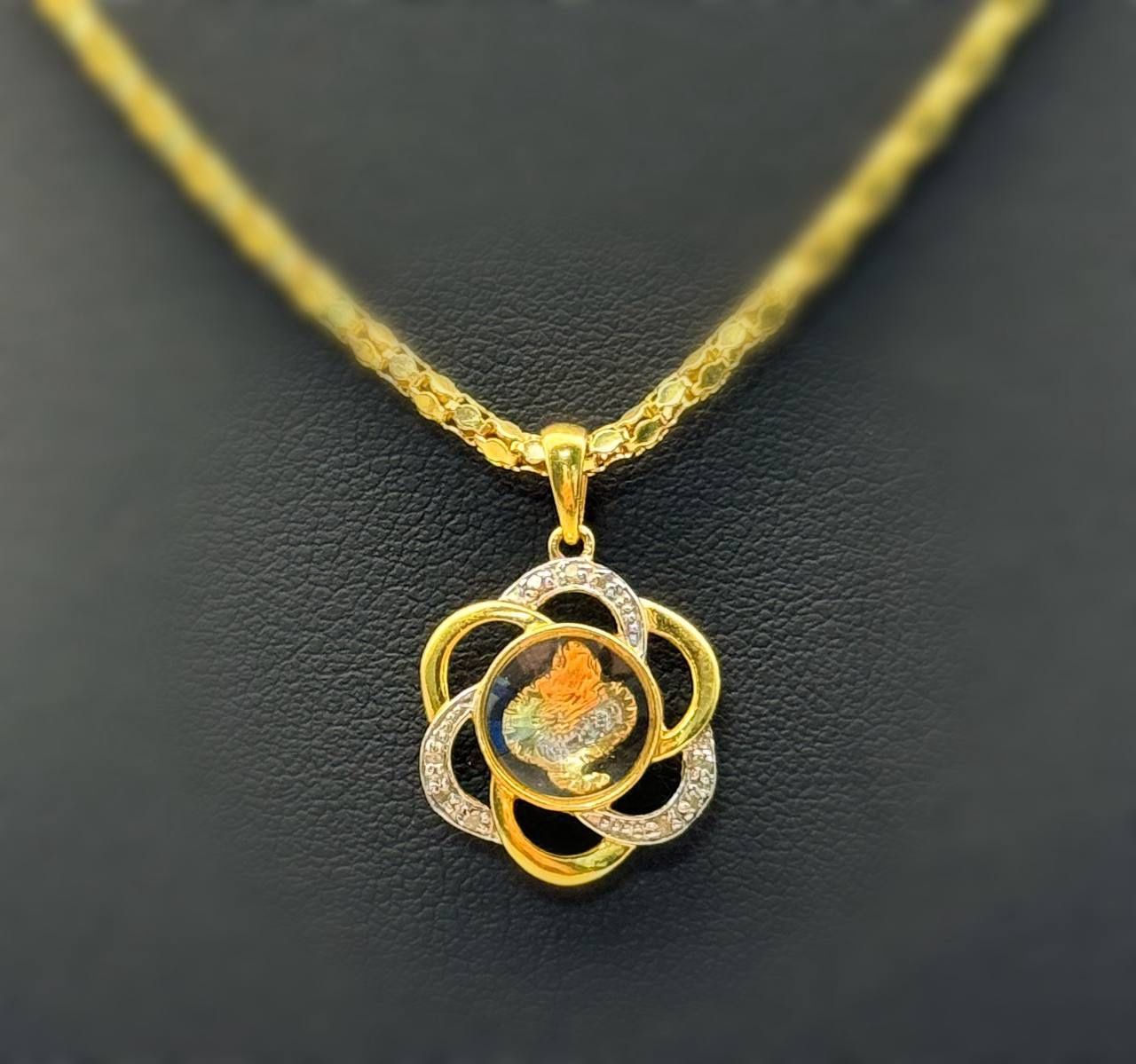 Jewelry 18k solid yellow gold natural diamond Pendant charm