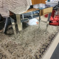 Mirror Table