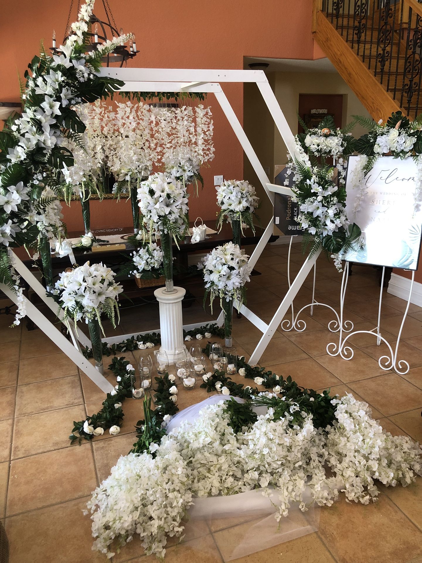 Article Flower Arrangements For Wedding, Quince, Party, Funeral
