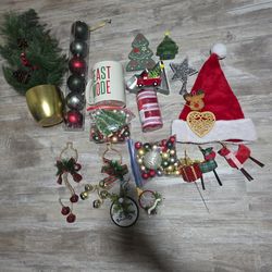 Christmas decorations box 2