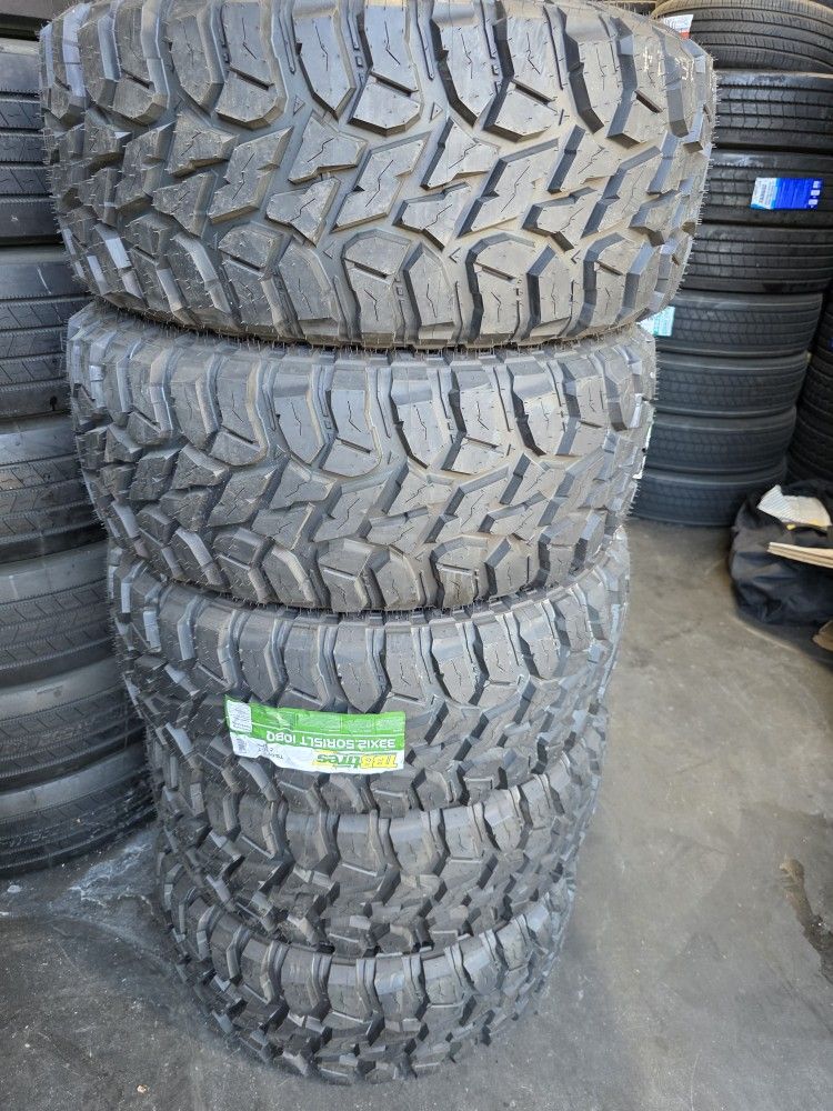33X12.50R15 SET OF 4 NE WHITH INSTALLATION AND BALANCING