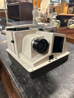 Revere slide projector