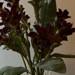 Flower arrangement