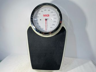 Vintage SECA Mechanical Bathroom Scale 300 lb Made in W Germany Analog