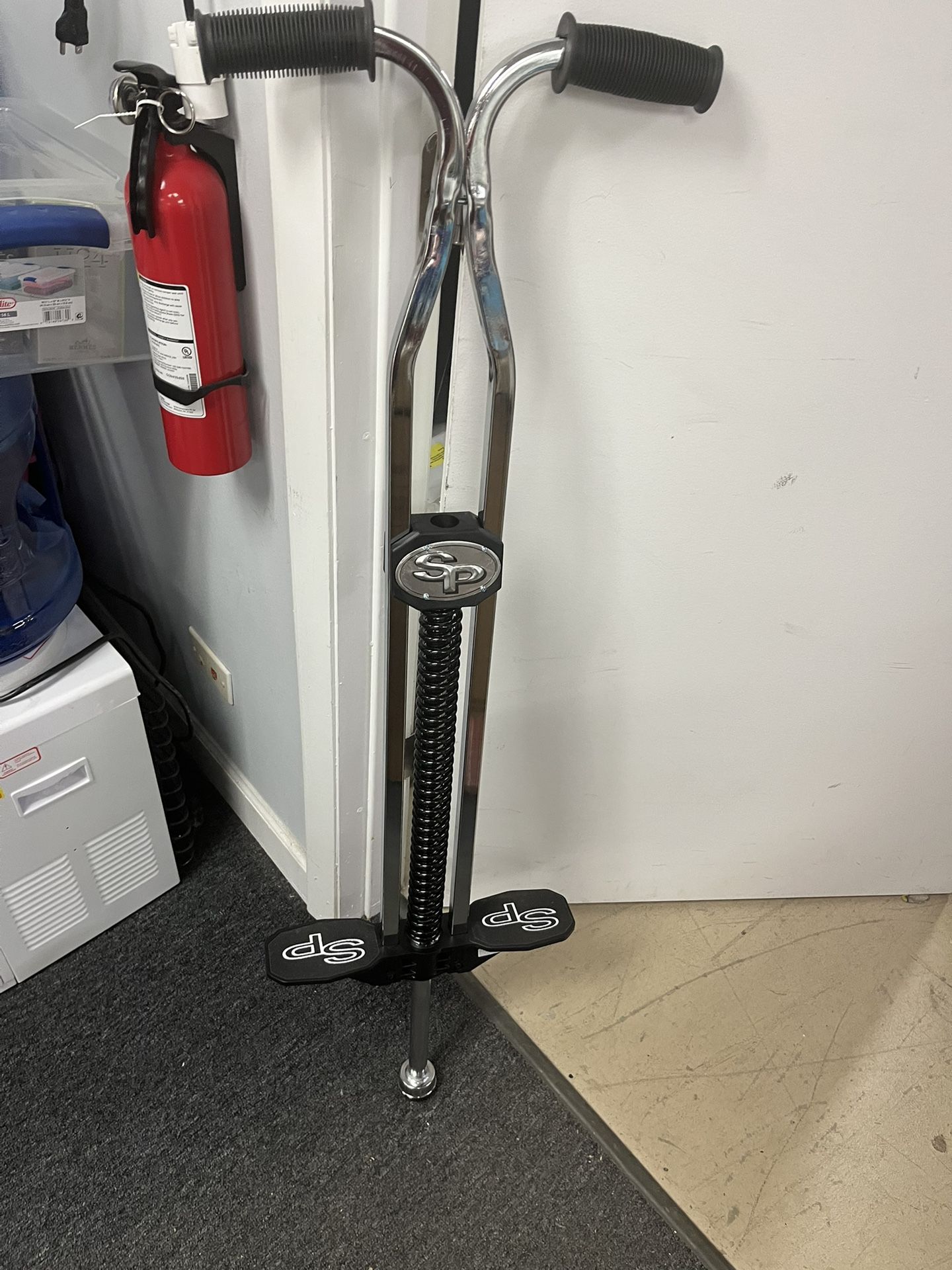 BRAND NEW - Flybar Super Pogo Pogo Stick