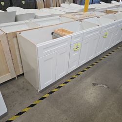 60" White Shaker Solid Wood Bathroom Vanity Cabinet Only 