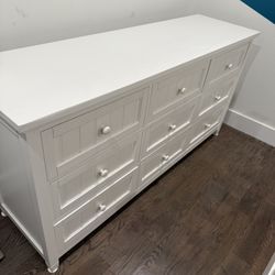 Pottery Barn twin bed 9 drawer dresser 