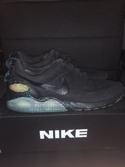 Custom Black Roshe Air Mags