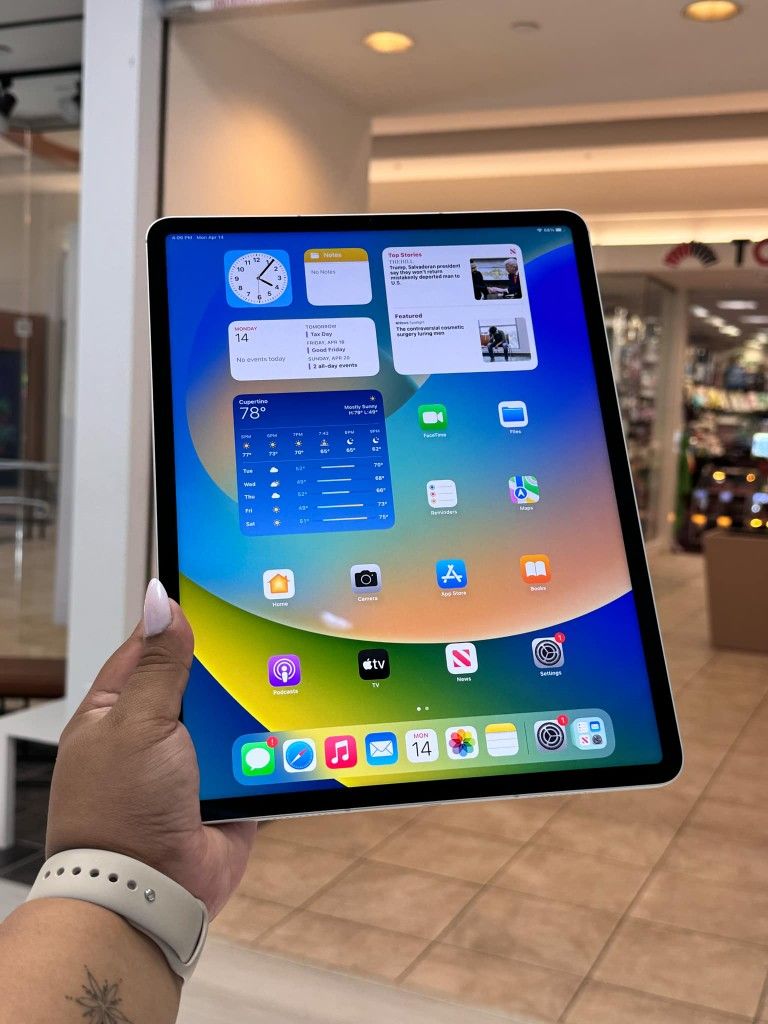 Apple iPad Pro 12.9 Inch 5th Gen Tablet - Pay $5 and the rest later