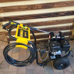 HONDA GX 200 DEWALT PRESSURE WASHER NEW CONDITIONS  