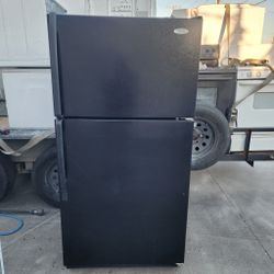 Whirlpool 21 cuft black