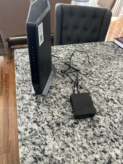 Nighthawk DOCSIS 3.1 Two-in-one Cable Modem + WiFi 6 Router Combo, 6Gbps