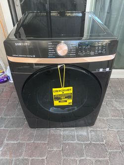 Stainless steel front load electric dryer like New