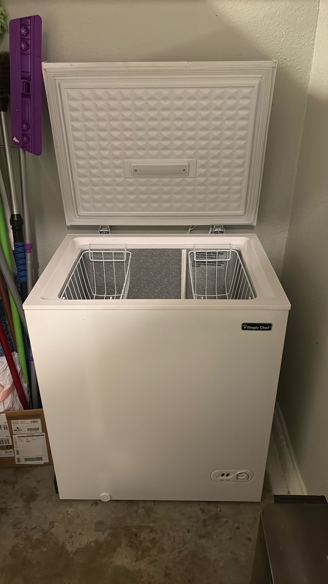 Magic Chef Freezer