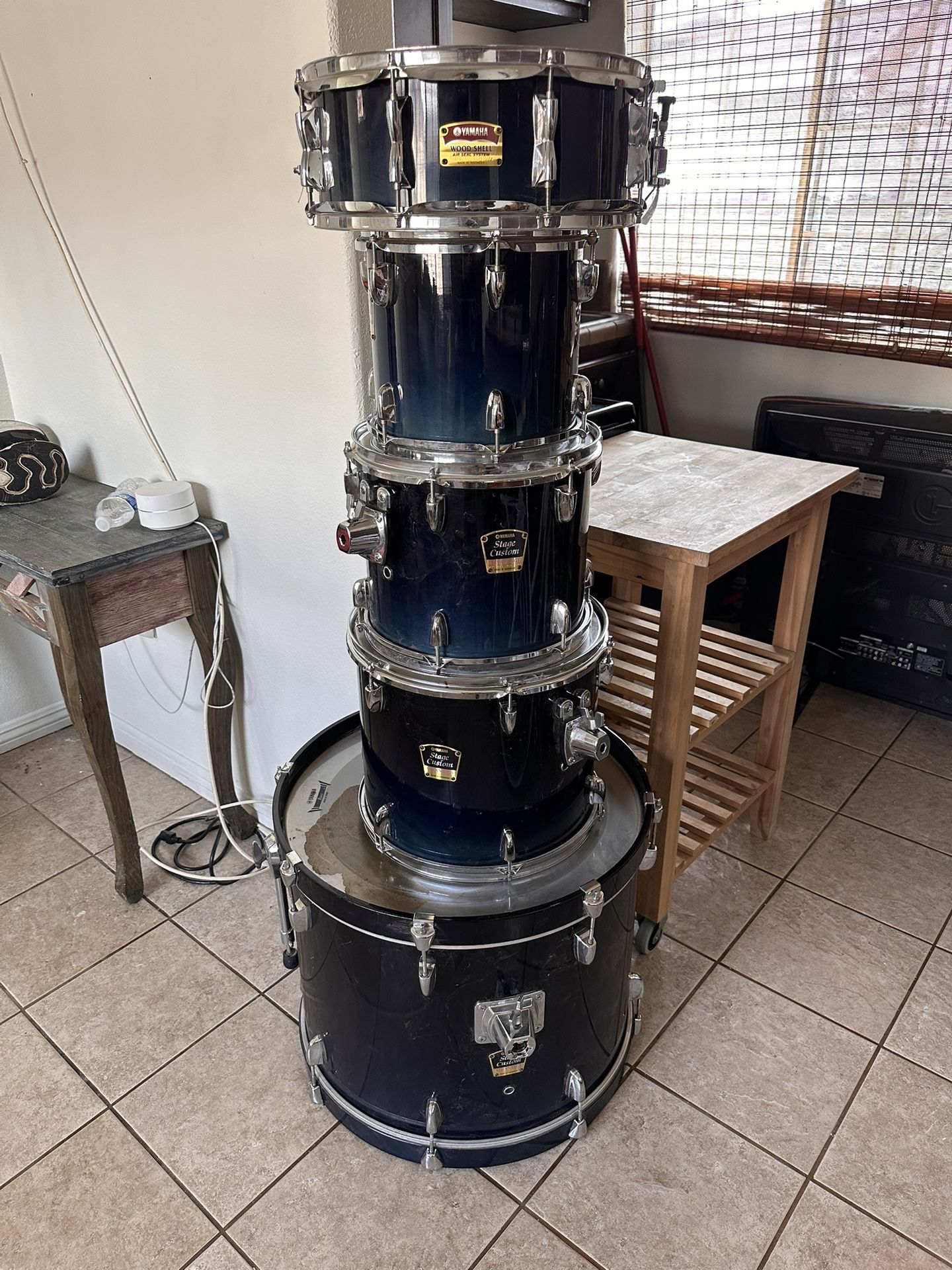 Used Yamaha 5 Piece Stage Custom Advantage Dark blue Drum Kit
