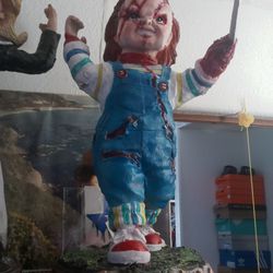 Statues Of Chucky The Bride And Michael Myers