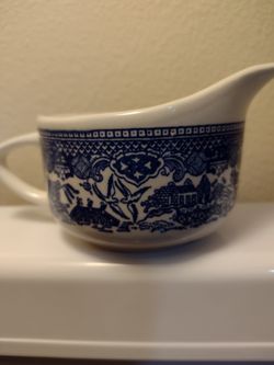 Vintage Blue Willow Creamer 