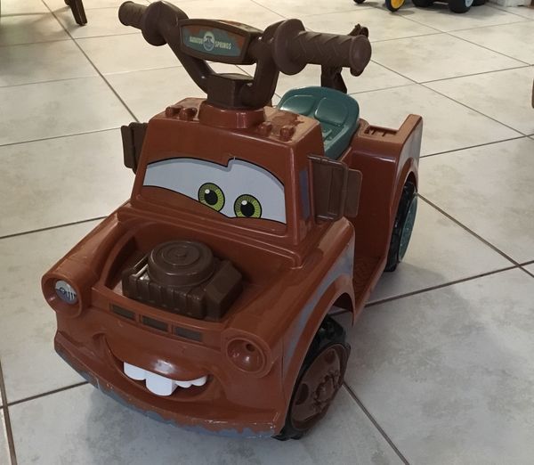 Kid Trax Disney Pixar Cars 3 Tow Mater 6 Volt Toddler Quad Electric Kid Trax Disney Pixar Cars 3 Tow Mater 6 Volt Toddler Quad Electric Ride On